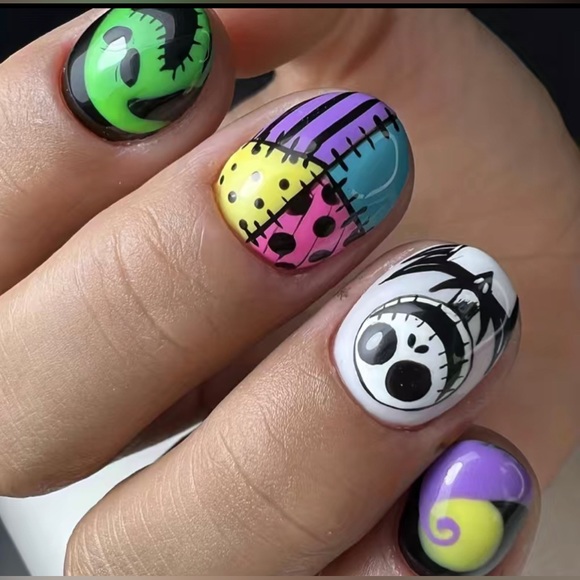 Halloween Nightmare Before Christmas Press on Nails 💅🧡🖤 - Picture 1 of 4
